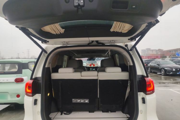 Used GAC Trumpchi M8 2021 Lingxiu Series 390T Deluxe Edition
