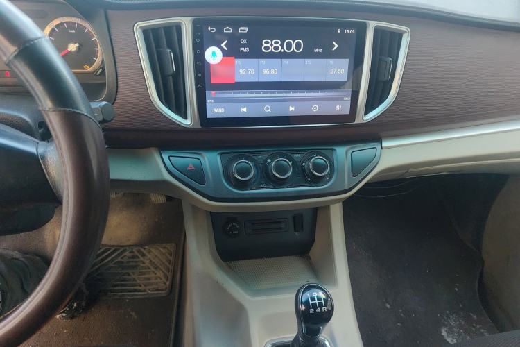 Used FORTHING Lingzhi 2019 Facelifted M5L 1.6L 7-Seater Base Model China VI Standard