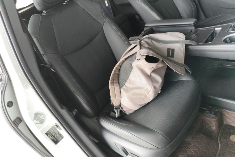 Used Toyota Sienna 2021 2.5L Hybrid Premium Edition