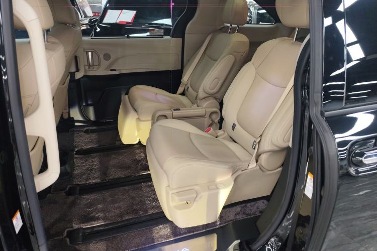 Used Toyota SIENNA 2021 2.5L Hybrid Ultimate Edition
