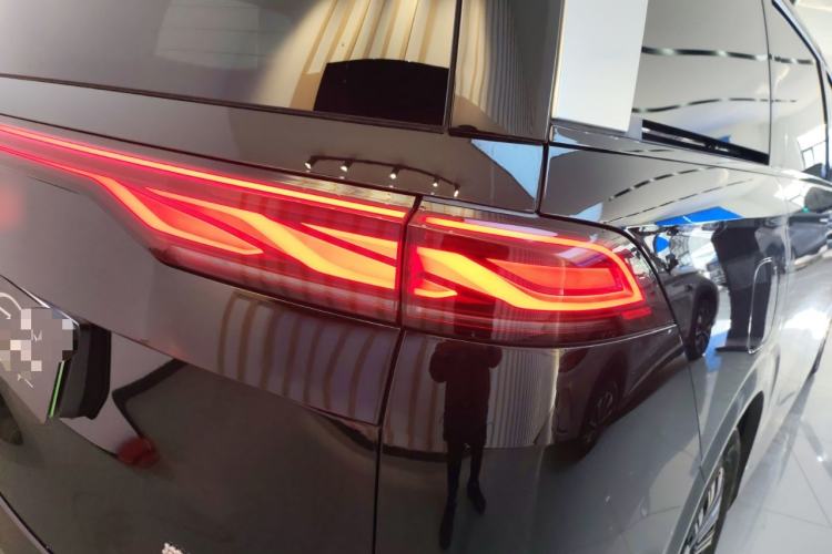 Used BYD Xia 2025 DM-i 1.5T 180km Beyond Edition
