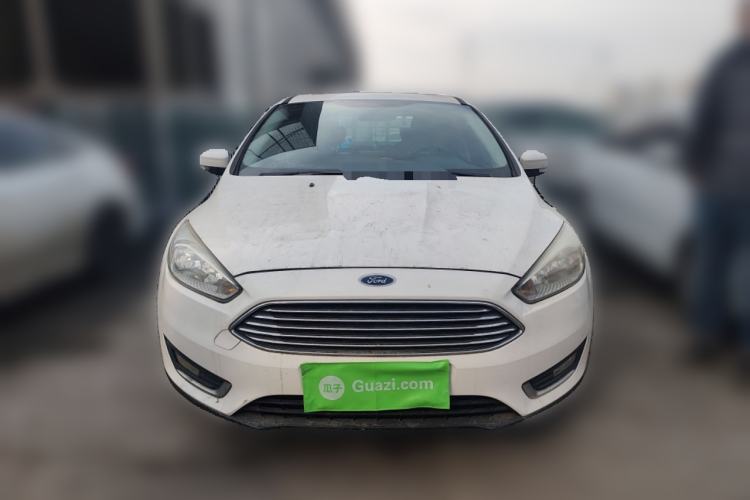 Used Ford Focus 2015 Sedan 1.6L Manual Fashion Edition