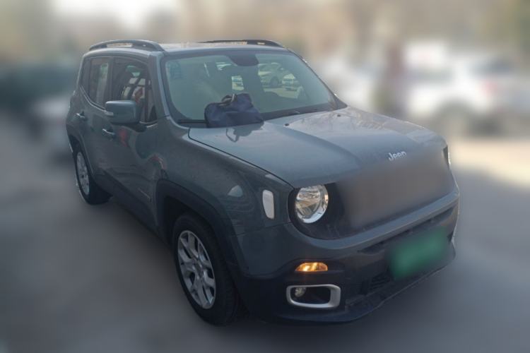 Used Jeep Renegade 2016 1.4T Automatic Jingneng Edition Front Right 45 Deg
