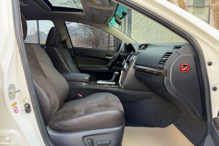 Used Toyota Reiz 2013 2.5V Shangrui Edition Right Front Seat