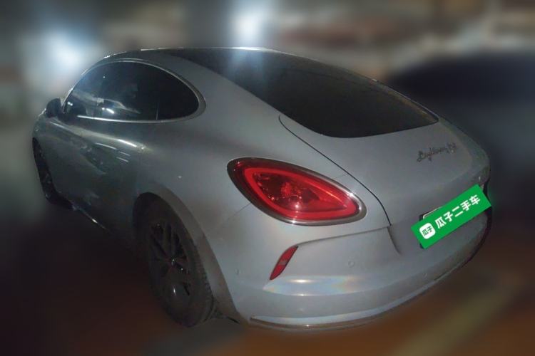 Used ORA Lightning Cat 2022 555 km Luxury Edition Rear Left 45 Deg