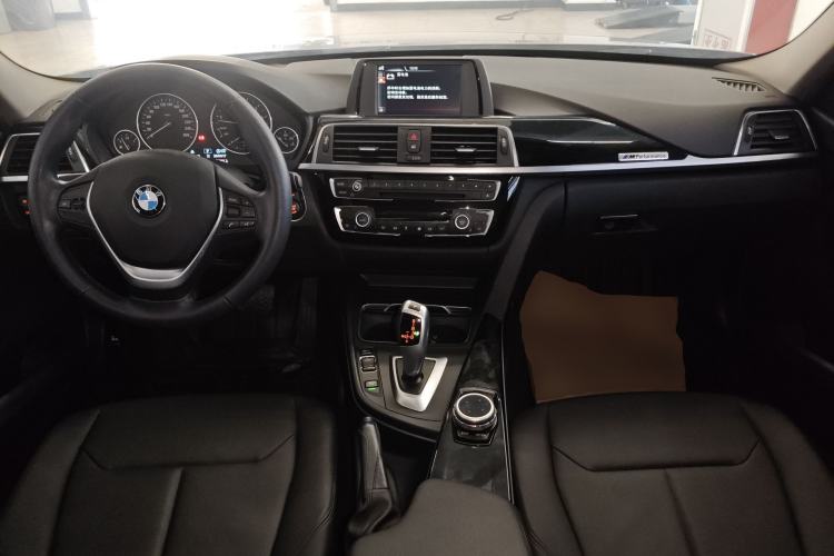 Used BMW 3 Series 2016 316Li Fashion Model
