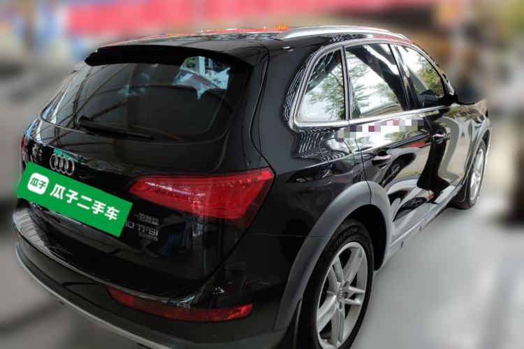 Used Audi Q5 2017 Plus 40 TFSI Technology Model Rear Right 45 Deg