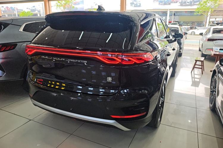 Used BYD Tang New Energy 2024 DM-i Glory Edition 112KM Prestige Model Rear Right 45 Deg