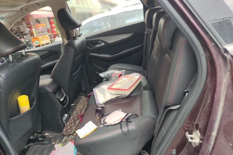 Used Baojun 560 2016 1.8L Manual Luxury Edition