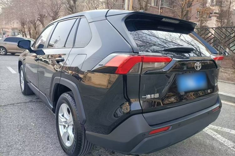 Used Toyota RAV4 2022 2.0L CVT Two-Wheel Drive Urban Edition Exterior 2