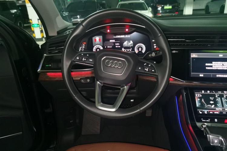 Used Audi Q7 2023 55 TFSI quattro S line Sport Edition
