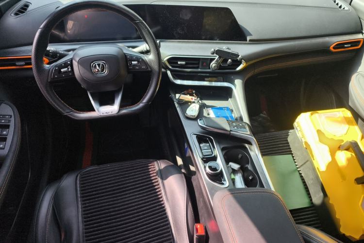 Used CHANGAN UNI-T 2022 1.5T Prestige Version
