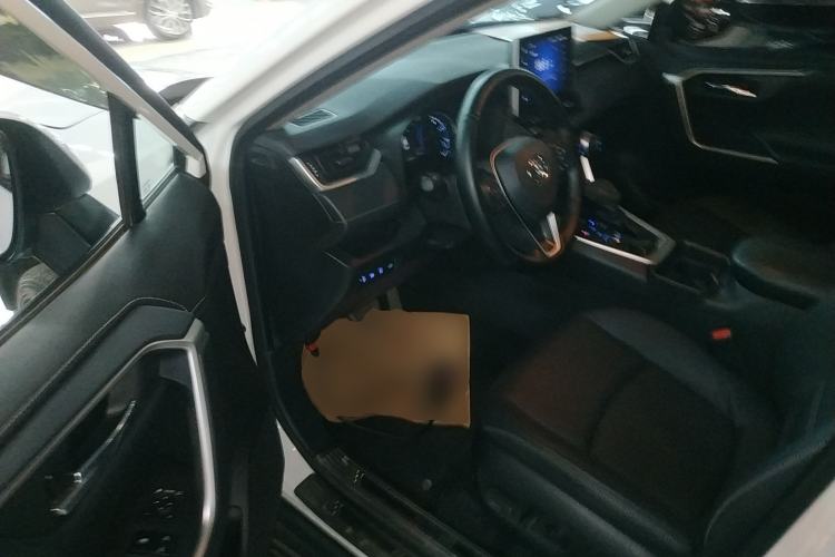 Used Toyota RAV4 2022 Dual-Engine 2.5L E-CVT Four-Wheel Drive Elite Plus Edition
