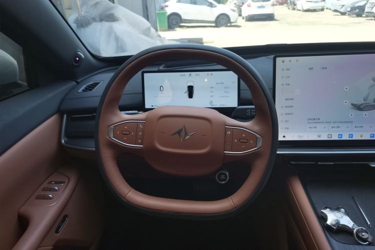 Used Dongfeng eπ eπ007 2025 Model Pure-Electric 565 All-Wheel-Drive Max Leading Edition
