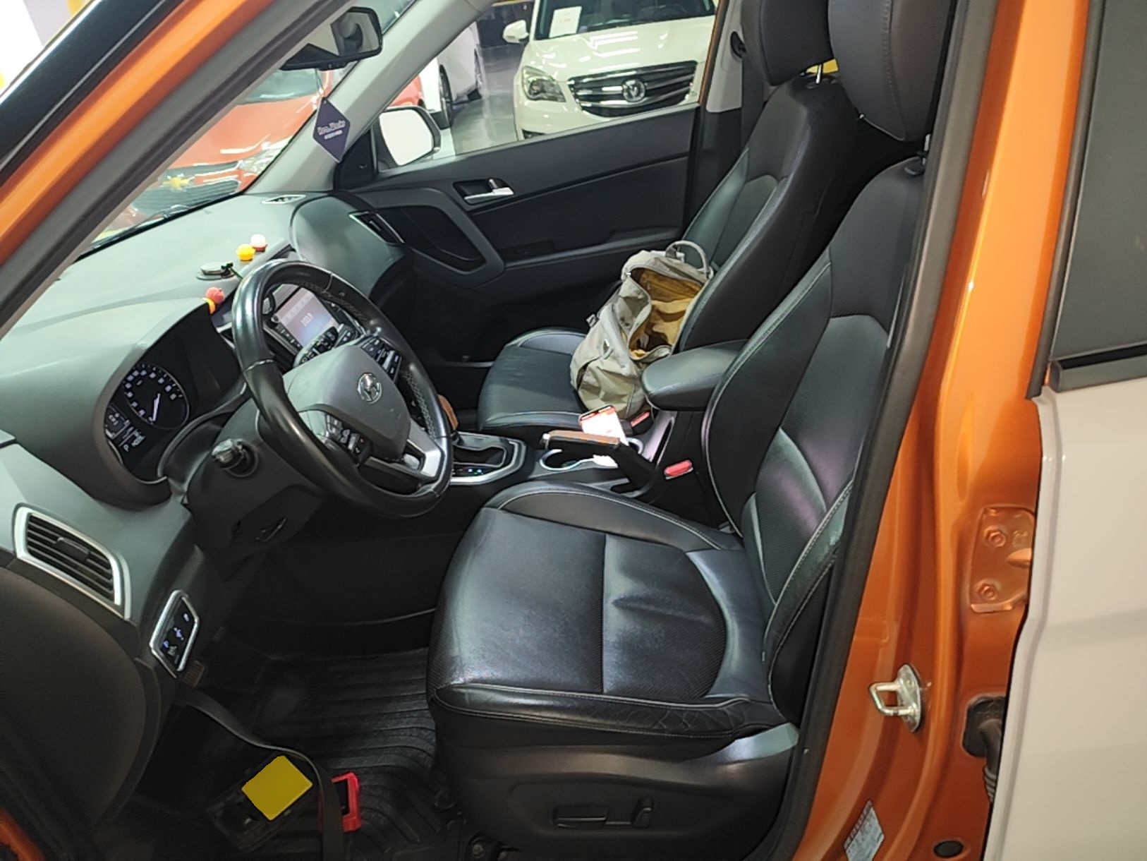 Interior delantero