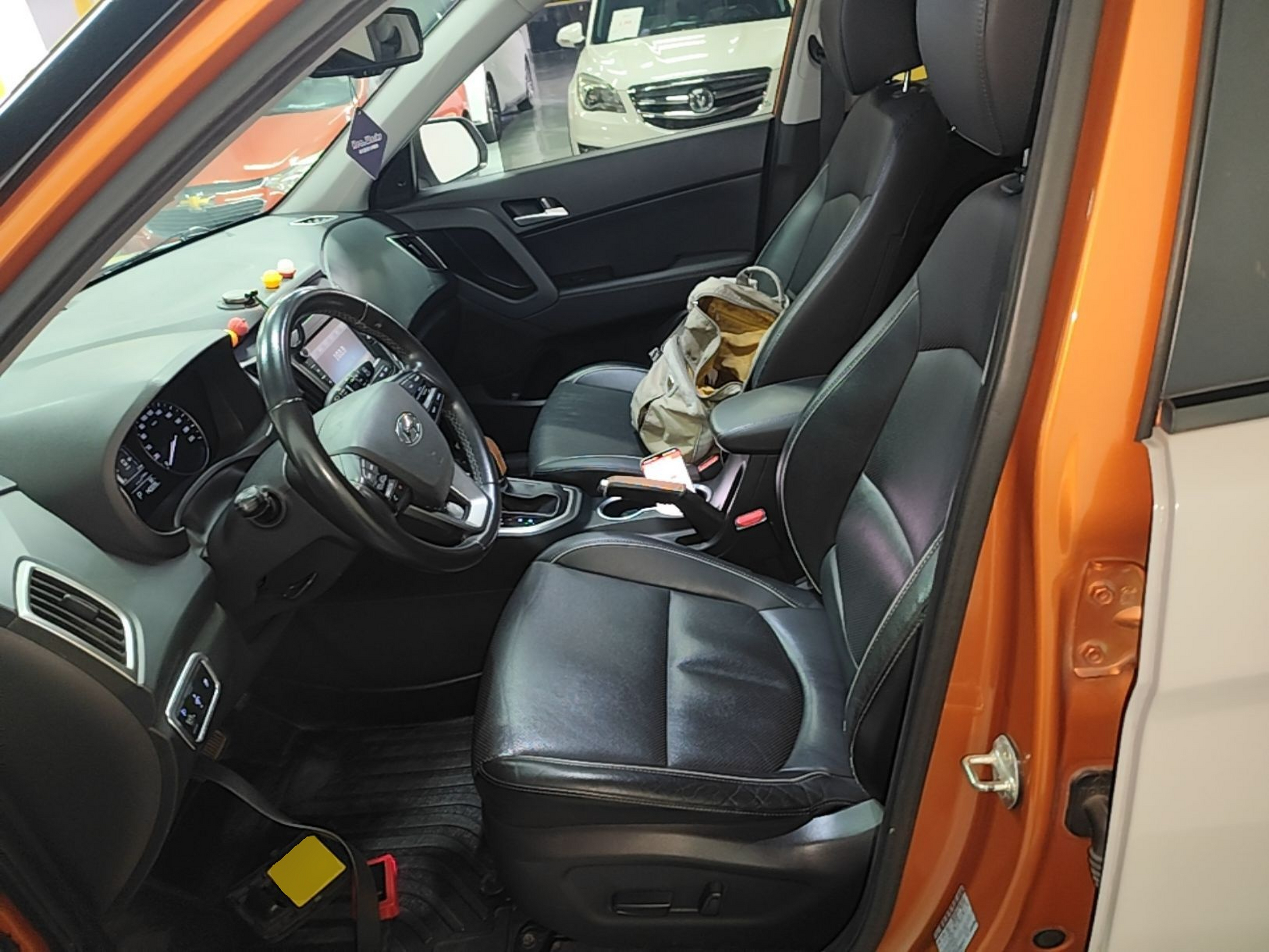 Interior delantero