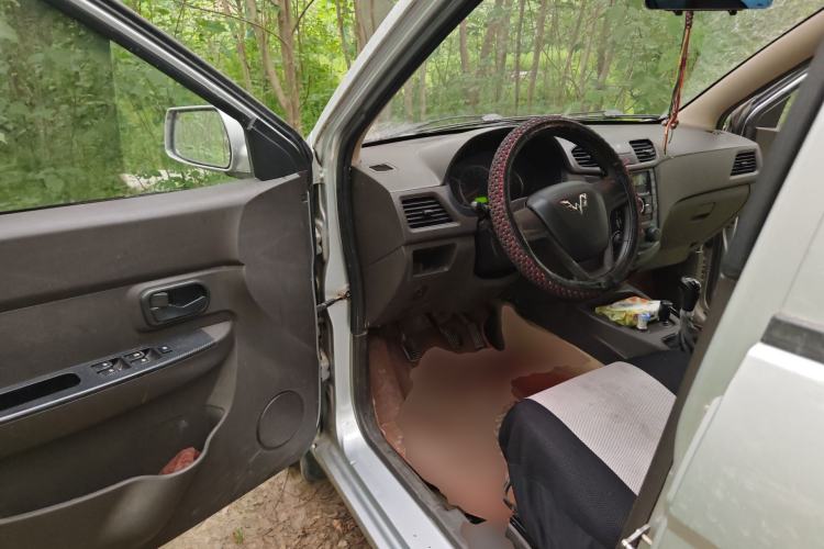 Used Wuling Hongguang 2014 1.5L Standard Version