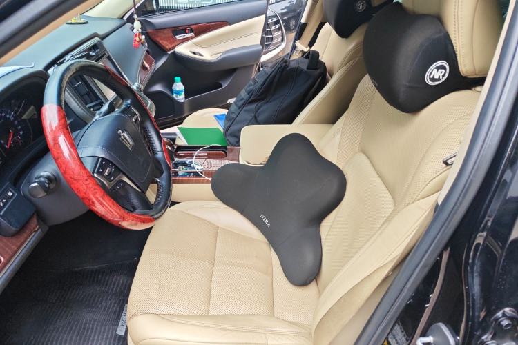 Used Toyota Crown 2015 2.0T Fashion Edition