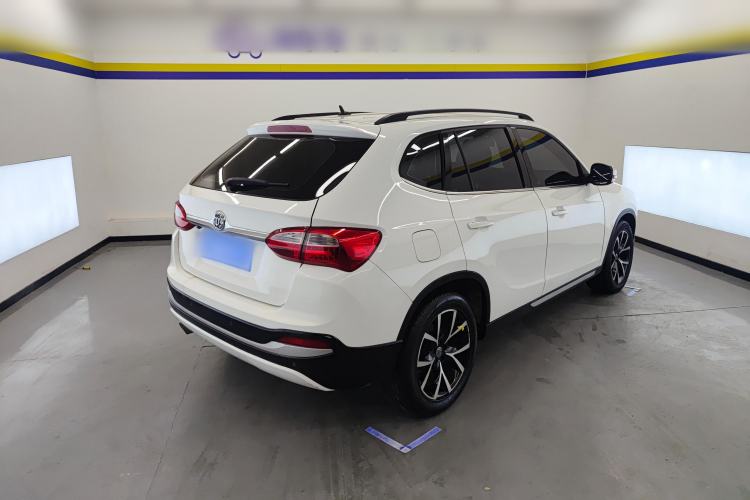 Used Brilliance V5 2016 1.5T Automatic Two-Wheel Drive Smart Version