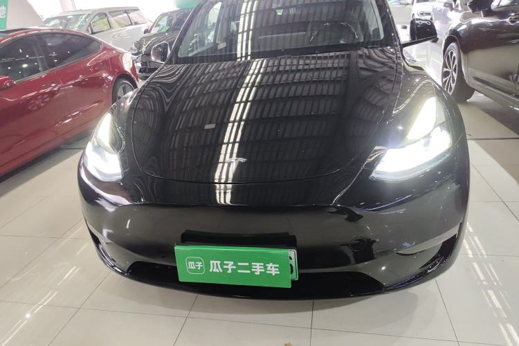 Used Tesla Model Y 2021 Long-Range All-Wheel-Drive Version
