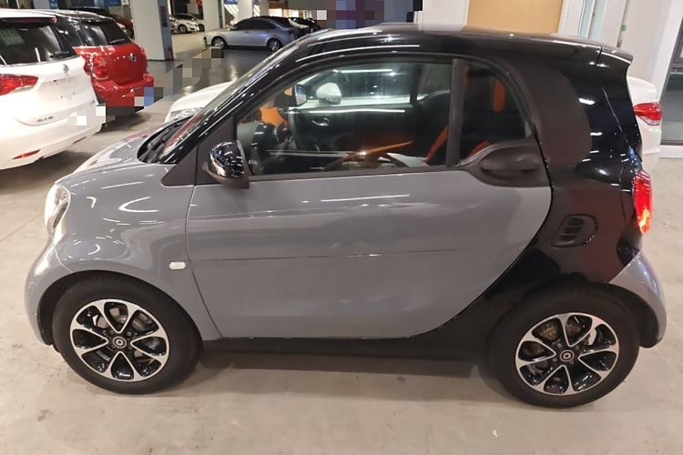 Used smart fortwo 2015 1.0L 52 kW Hardtop Passion Edition