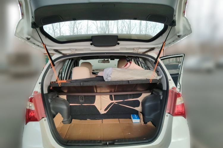 Used Suzuki Liana A6 2014 Hatchback 1.4L Manual Enjoyment Model
