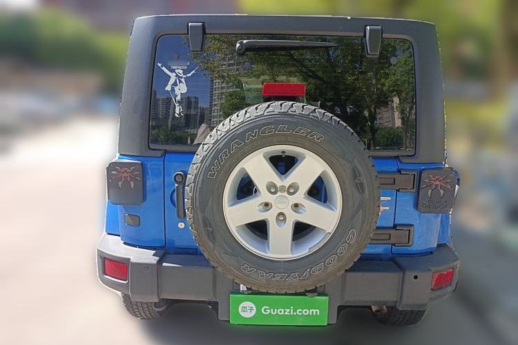 Used Jeep Wrangler 2014 3.0L Sahara Four-Door Edition