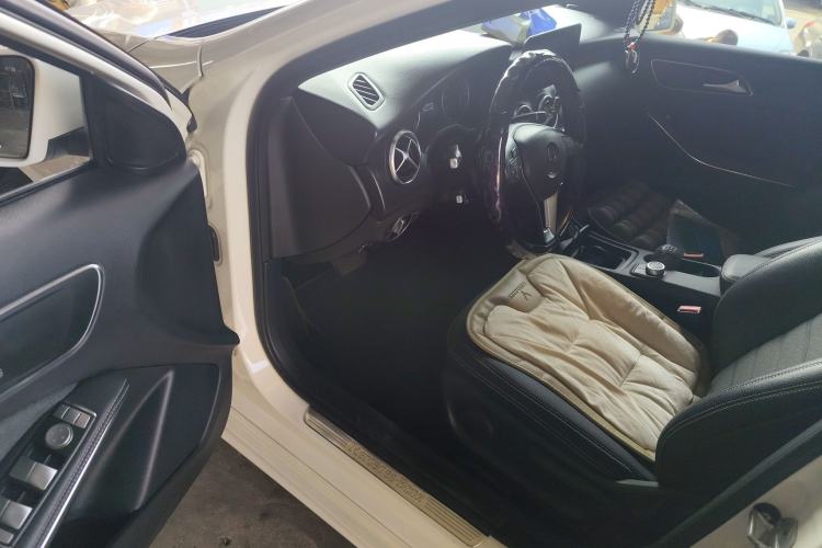 Used Mercedes-Benz A-Class 2013 A 180 Fashion Model
