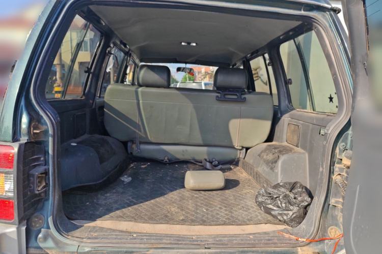 Used Leopaard Heijingang 2013 2.2L Manual Two-Wheel Drive Standard Version
