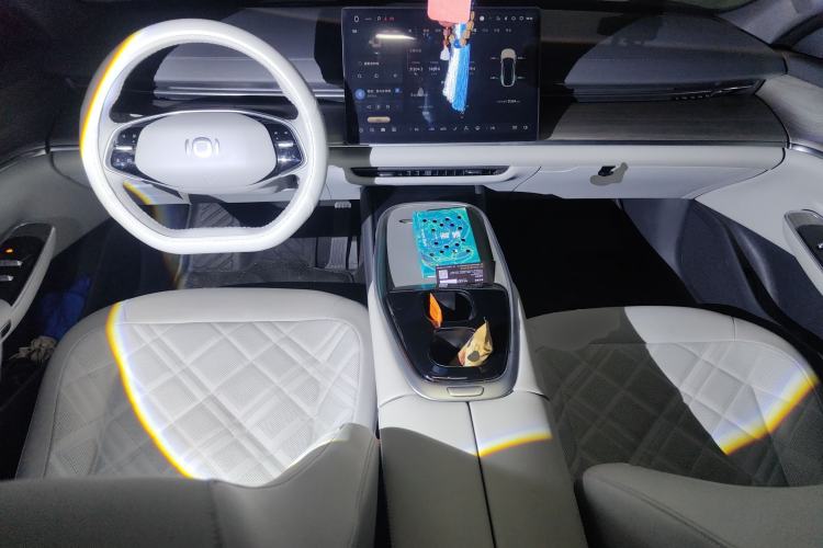 Used CHANGAN NEVO A07 2024 All-Electric "True Fragrant" Edition 515 Elite Model
