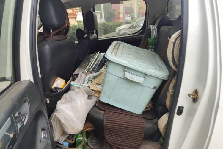 Used Foton Tunland 2018 2.8T E5 Two-Wheel-Drive Comfort Version with Long Wheelbase Equipped with 4J28TC4 Engine
