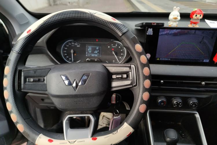 Used Wuling Alvez 2022 1.5L Manual Free-Style Model