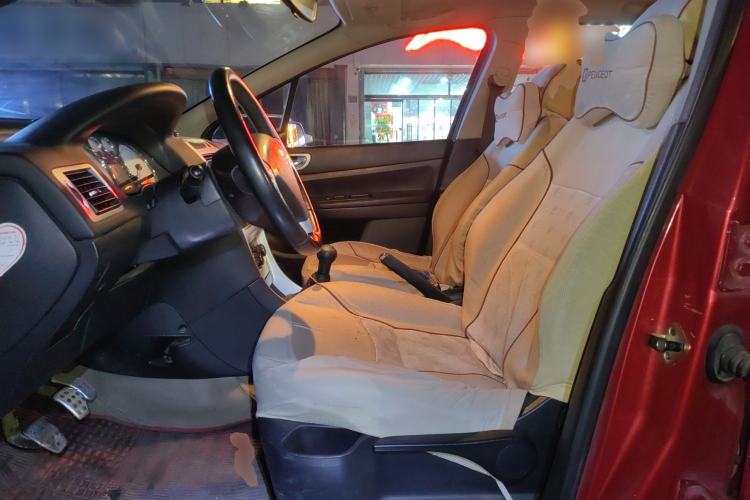 Used Peugeot 307 2012 1.6L Manual CROSS Left Front Seat