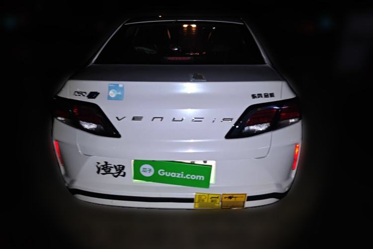 Used Venucia D60EV 2019 High-Range Travel Edition
