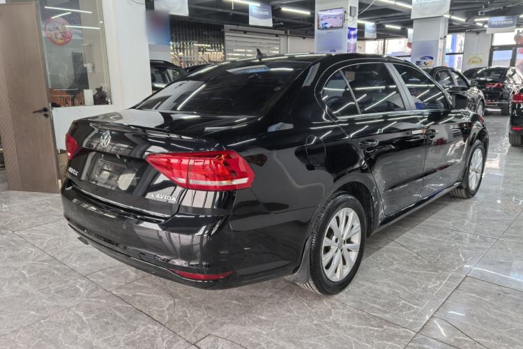 Used Volkswagen Lavida 2015 1.6L Automatic Comfort Edition