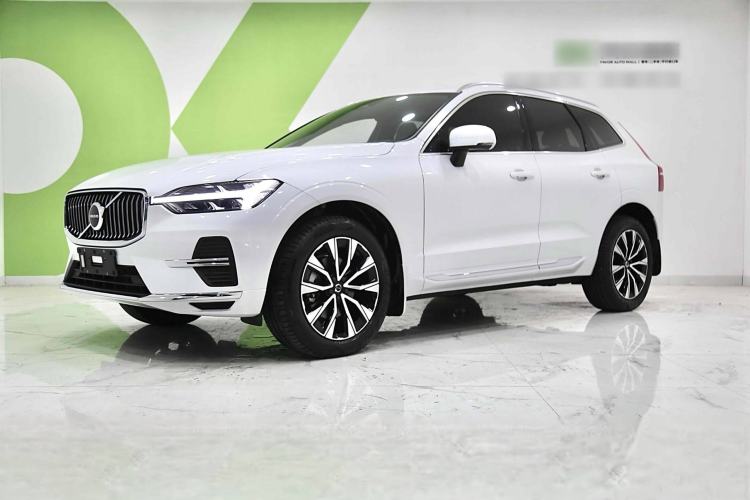 Used Volvo XC60 2025 B5 Four-Wheel Drive Smart & Advanced Luxury Edition Exterior 5
