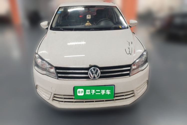 Used Volkswagen Jetta 2015 Value Edition 1.6L Manual Fashionable Style Front