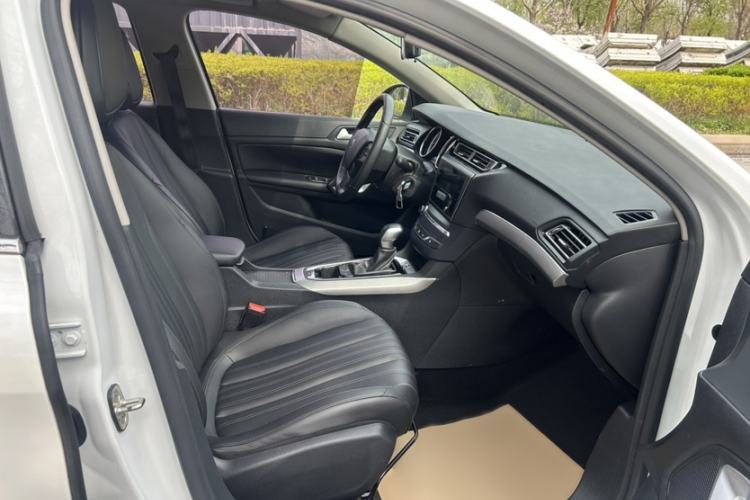 Used Peugeot 408 2020 360THP 10th Anniversary Premium Edition Interior 5