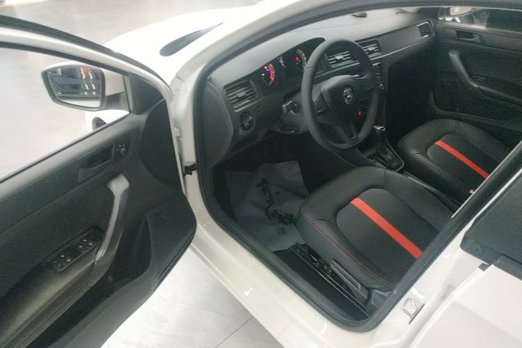 Used Skoda Rapid Spaceback 2018 1.6L Automatic Standard Edition
