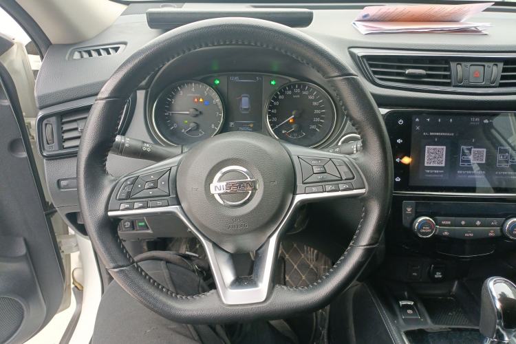 Used Nissan X-Trail 2022 2.0L Two-Wheel Drive Smart Connect & Comfort Edition