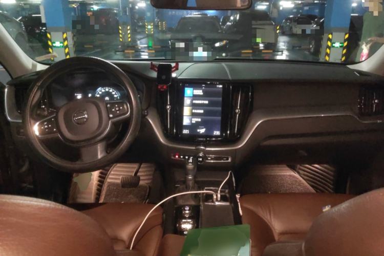 Used Volvo XC60 2020 T5 4x4 Zhiyi Luxury Edition
