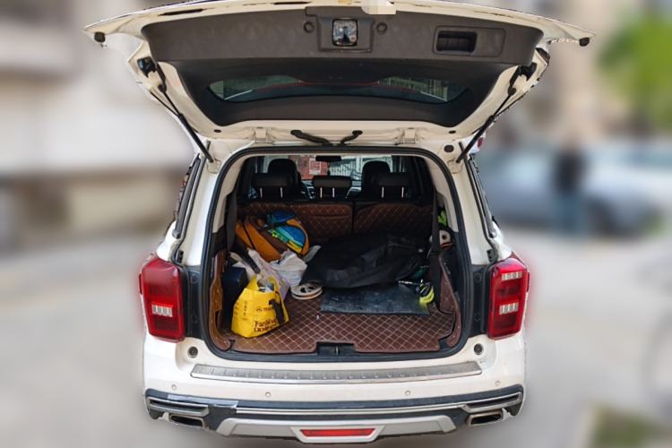 Used GAC Trumpchi GS8 2017 320T Two-Wheel Drive Luxury Smart Connectivity Version (7 Seats)
