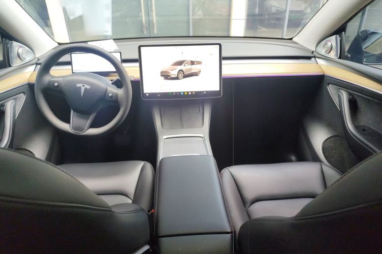Used Tesla Model Y 2022 Revised Version Rear-Wheel Drive Center Console