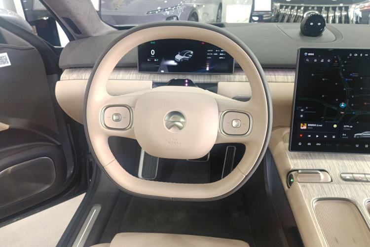 Used Nio ET7 2024 100kWh Executive Signature Edition Steering Wheel