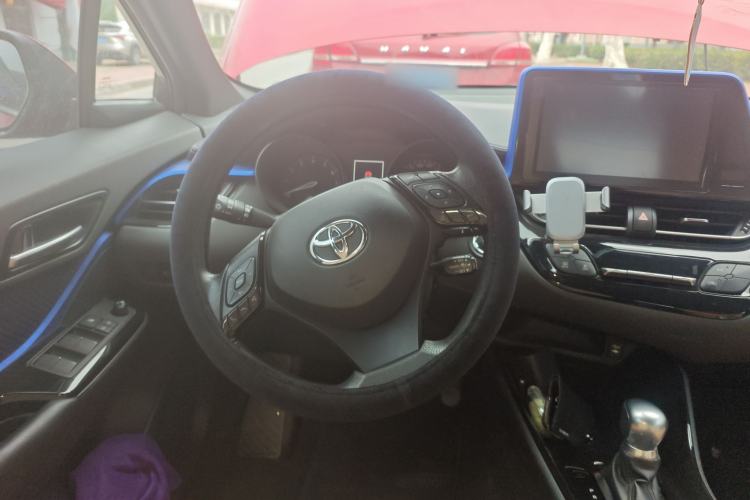 Used Toyota C-HR 2020 2.0L Leading Edition
