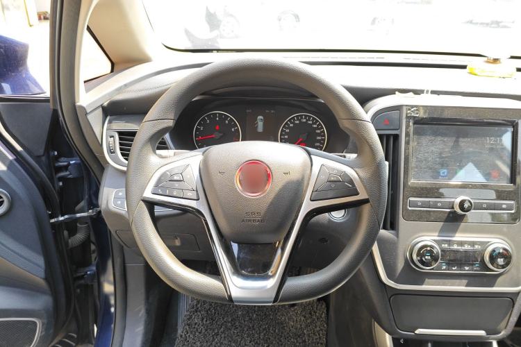 Used BYD Song MAX 2017 1.5T Manual Smart Connect Luxury 7-Seater