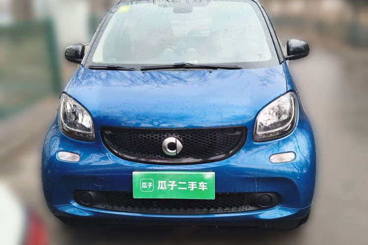 Used smart fortwo 2018 0.9T 66kW Hardtop Pioneer Edition China V Emission Standard
