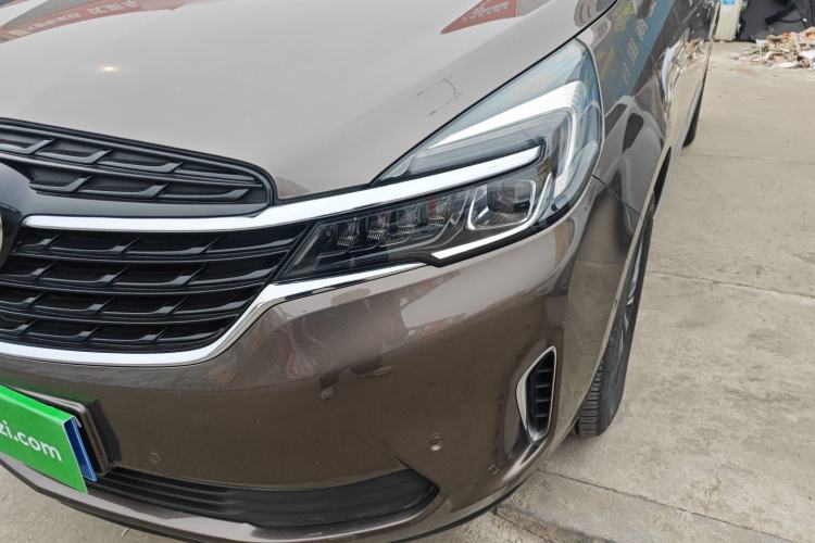 Used Buick GL8 2021 Land Cruiser Executive 652T Premium Model