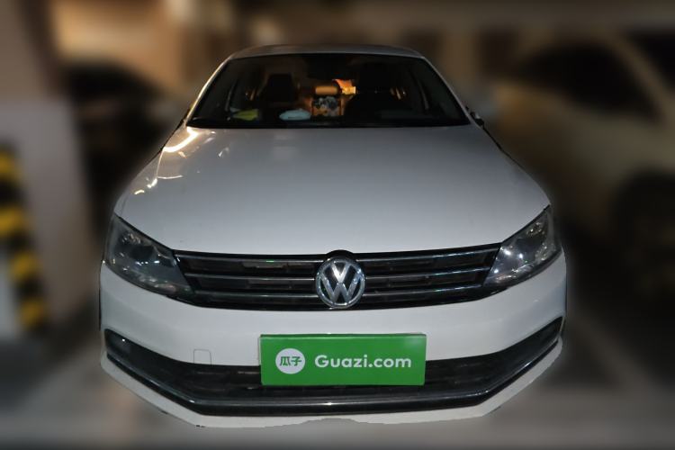 Used Volkswagen Sagitar 2017 1.6L Manual Comfort Model