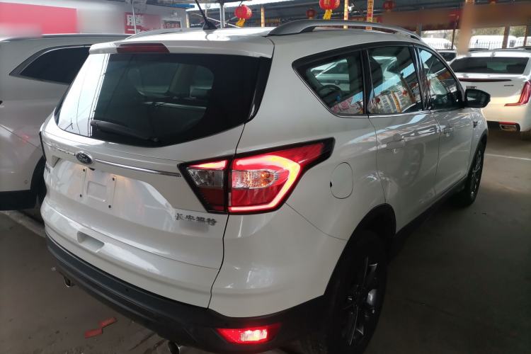 Used Ford Kuga 2019 EcoBoost 180 Two-Wheel-Drive Platinum Edition China VI Standard